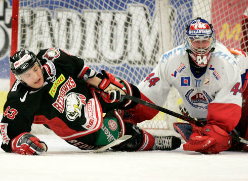 Timo Hirvonen, Malmö och Timo Leinonen (målvakt)