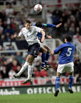 Steven Gerrard i nickduell
