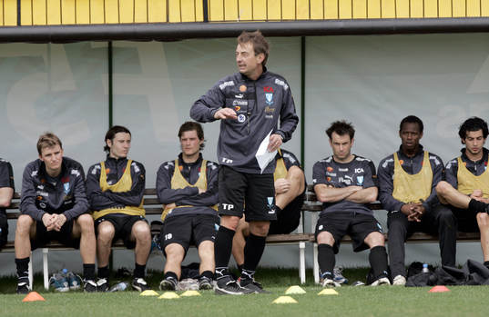 Tom Prahl dirigerar