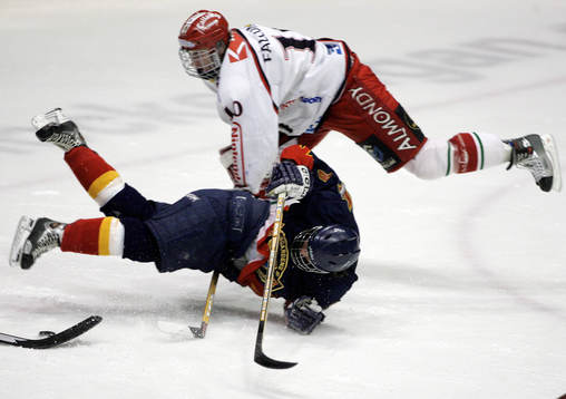 3, Djurgården - Frölunda: Henrick Broman, Frölunda och