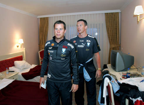 Bröderna Patrik och Daniel Andersson delar rum