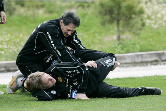 Fotboll, Umeå, dam, träningsläger, träning. Stretch
