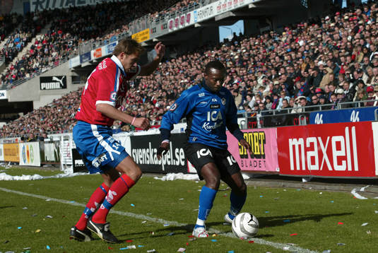 Yaw Preko, Halmstad och Andreas Granqvist, Helsingborg