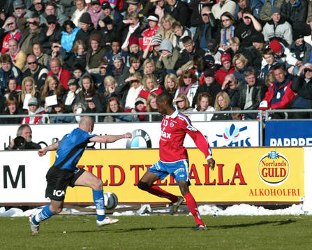 Magnus Svensson, Halsmtad och Atiba Hutchinson, Helsingborg