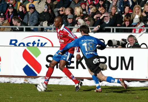 Björn Anklev, Halmstad och Thando Mngomeni, Helsingborg