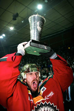 Martin Plüss, Frölunda (Jubel, SM-Guld, Guld)