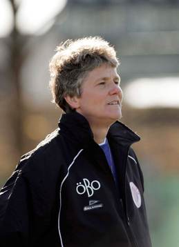 Pia Sundhage, tränare, Örebro