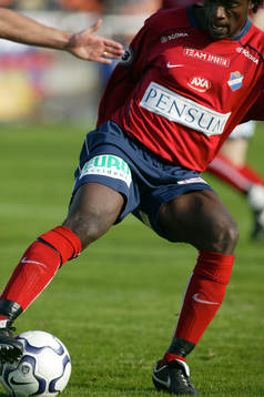 John Pelu, Öster