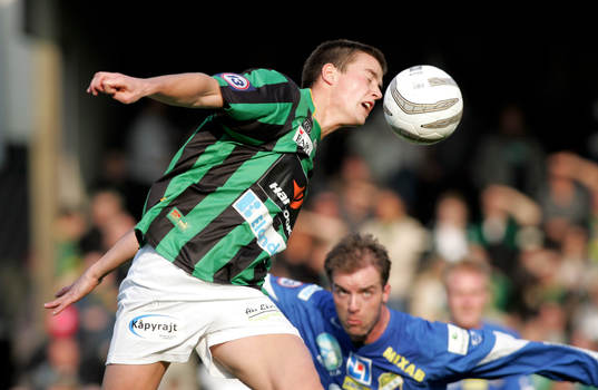 Andreas Tobiasson, nickar bollen