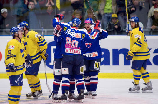 Slovakien, jubel mål av Juraj Stefanka