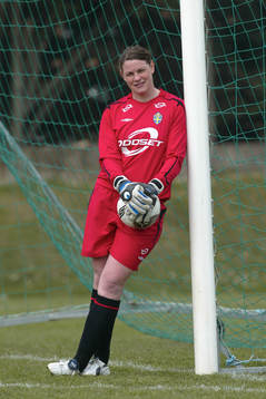 Caroline Jönsson, målvakt