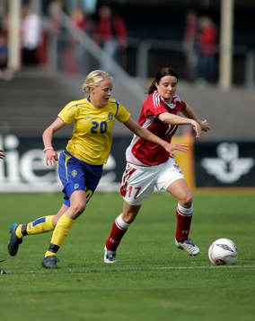 Josefin Öqvist, Sverige och Mia Olsen, Danmark