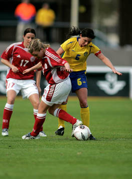 Cesilie V. Pedersen, Danmark och Malin Moström, Sverige