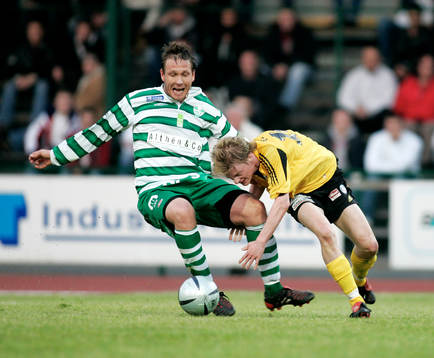 Mikael Larsson faller
