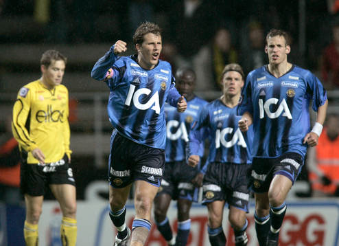 Tobias Hysén jublar över segern