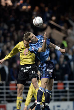Sören Larsen vinner höjdduell