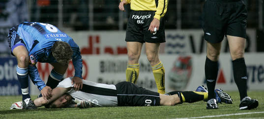 Johan Wiland, målvakt, skadad. Skada, smärta
