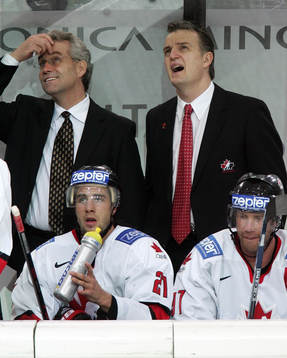 Simon Gagne ( Nr. 21), Marc Habscheid (Tränare), Joe
