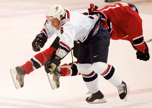 ANDY ROACH TAKLAR MIKE FISHER