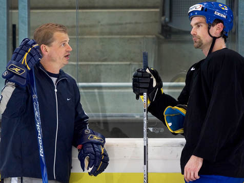 Ishockey, VM, Sverige, träning. Bengt-Åke Gustafsson och
