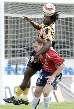 BÄSTE MAN PÅ PLAN JIMMY DIXON MOT ÖIS MAGNUS KÄLLANDER