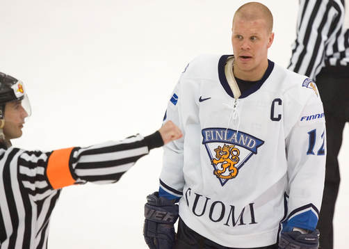 Olli Jokinen, utvisad