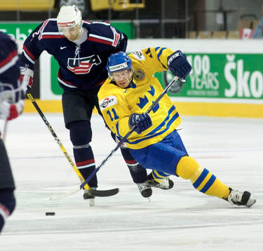 Daniel Alfredsson och Brett Hauer