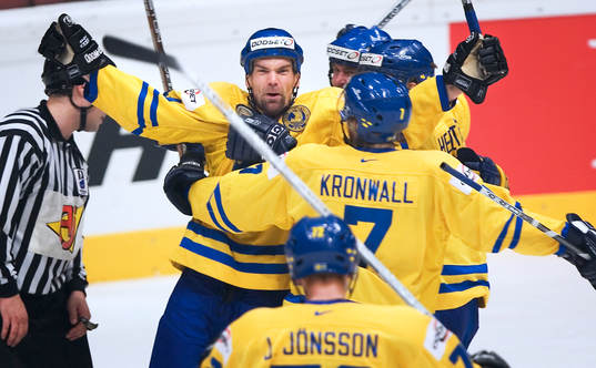 1-0 Jonas Höglund, jubel, Niklas Kronvall Jörgen Jönsson