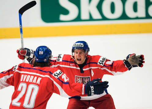 Jubel med Tjeckiens målskyttar Vaclav Prospal och Redek