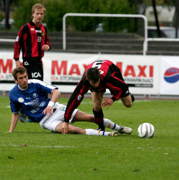 Patrik Redo, Trelleborg och Gabriel Özkan, Brommapojkarna