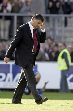 Zoran Lucic funderar