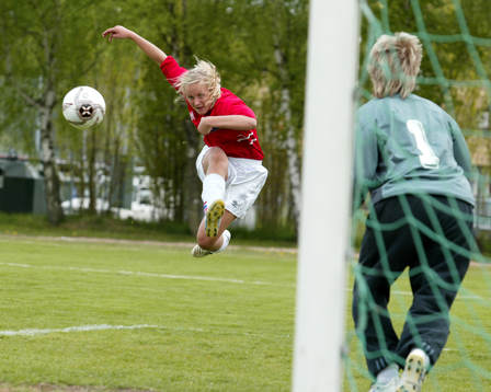 Fotboll, Kommunal Cup, dam