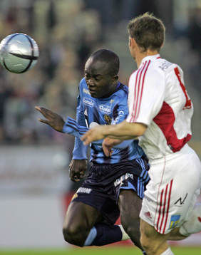 Bläddra bland fler bilder av Fotboll