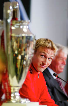 Fotboll; Liverpool; presskonferans;  Sami Hyypia