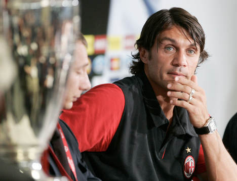 Fotboll, Milan; press konference, Paolo Maldini