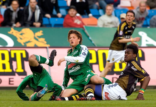 Derek Boateng, AIK och Peter Gitzélov, Boden