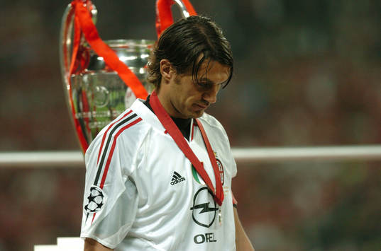 Maldini och pokalen. Depp, pokal