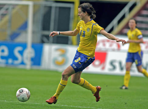 Lotta Schelin, Sverige
