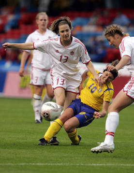Amy Walsh, Kanada och Hanna Ljungberg, Sverige