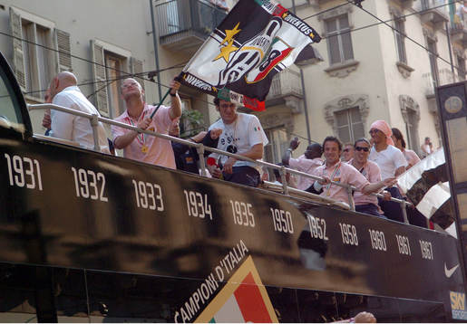 Glädje, Jubel, Buss