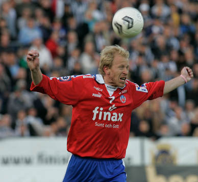 Gustaf Andersson nickar. Nick