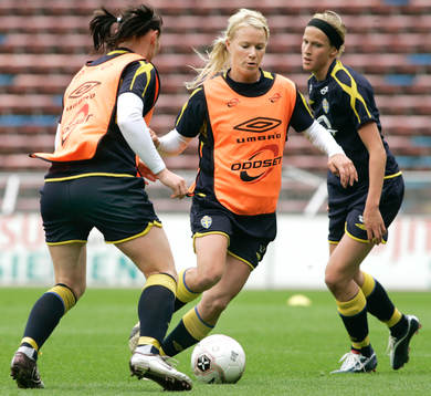 Anna Sjöström, Sverige