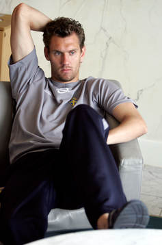 Andreas Isaksson, Sverige