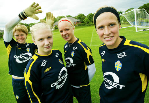 Maja Åström, Anna Paulsson,  Caroline Seger och Maria