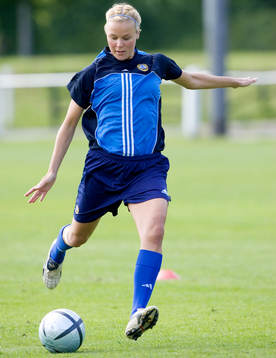 Fotboll, Dam, EM, Landslag, Finland, träning, Laura Kalmari