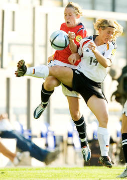 Marianne Paulsen, Norge och Britta Carlson, Tyskland