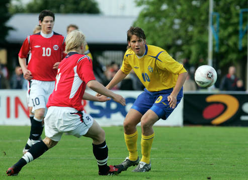 Mikael Dahlberg, Sverige
