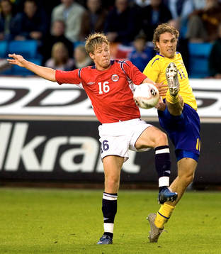 Johan Elmander, Sverige och Jan Gunnar Solli, Norge