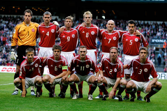 Övre rad från vänster: Thomas Sörensen, Per Nielsen,