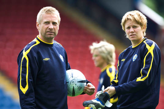 Thomas Dennerby, tränare och Maja Åström, målvakt